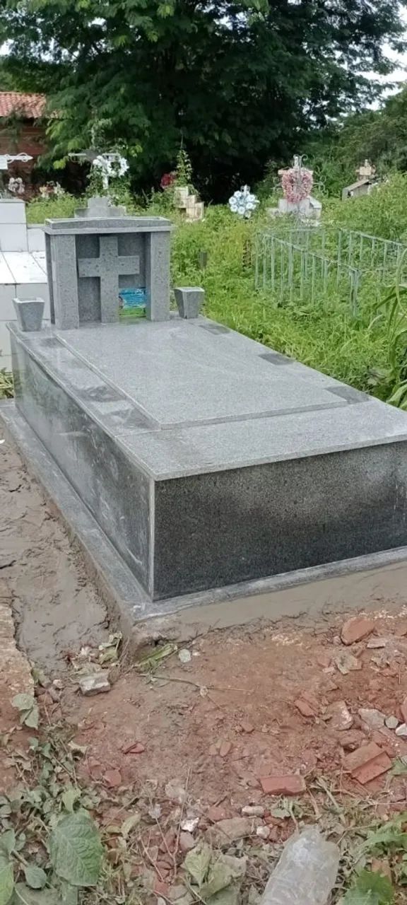 *Túmulos de mármore e granitos  - Foto 2