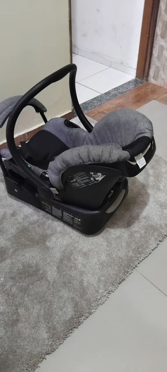 Carrinho mobi com bebe conforto safety 1st usado  - Foto 3