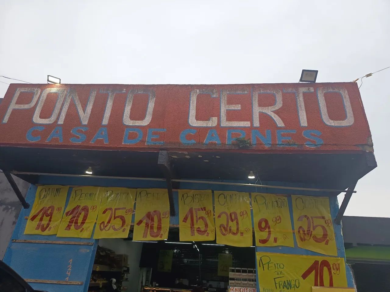 Contrata se açougueiro 
