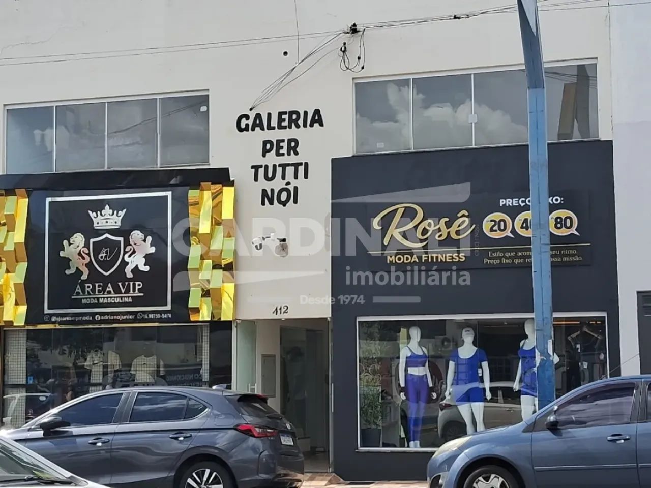 Sala comercial com excelente localização, próximo a supermercados e comércios.
