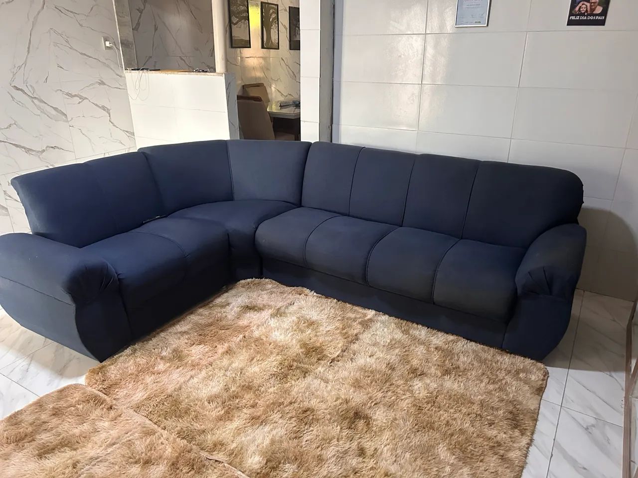 Sofá semi novo em L