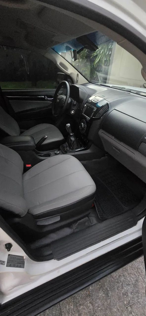 Chevrolet S10 Pick-up LTZ 2.5 Flex 4X4 CD 2015 - Foto 2