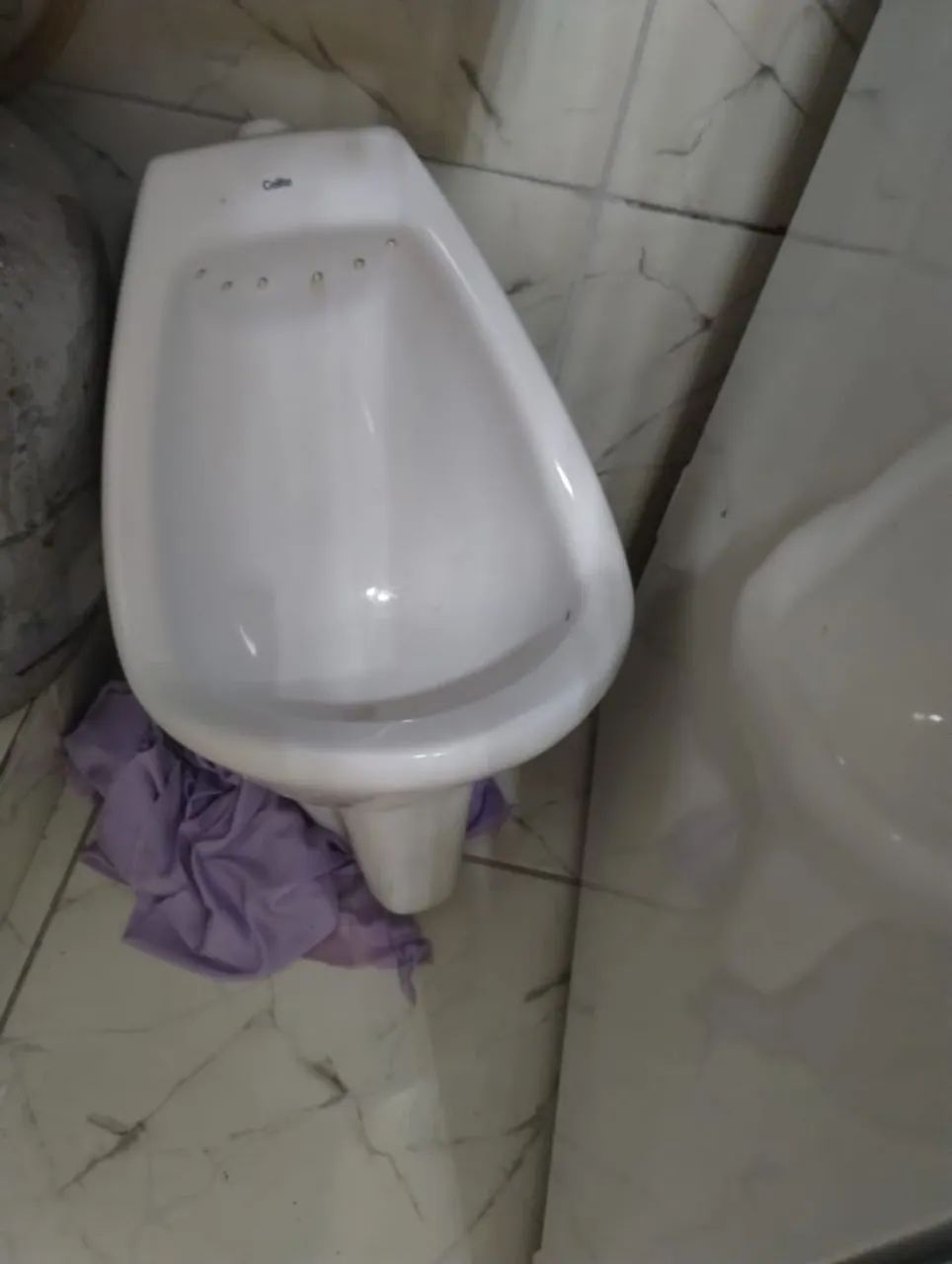 Vendo janelão e mictório  - Foto 2