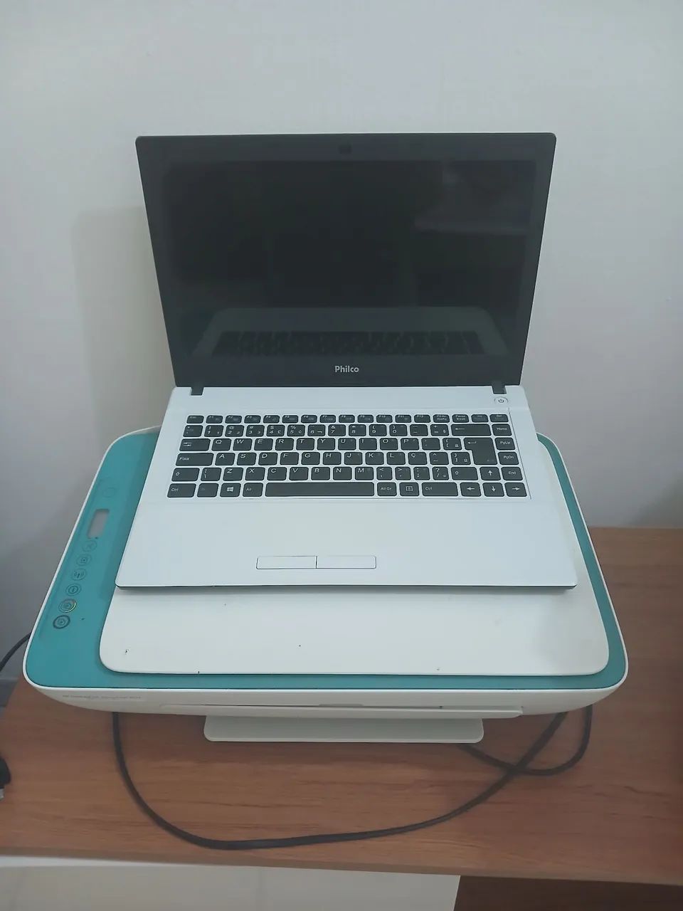 Notebook e impressora