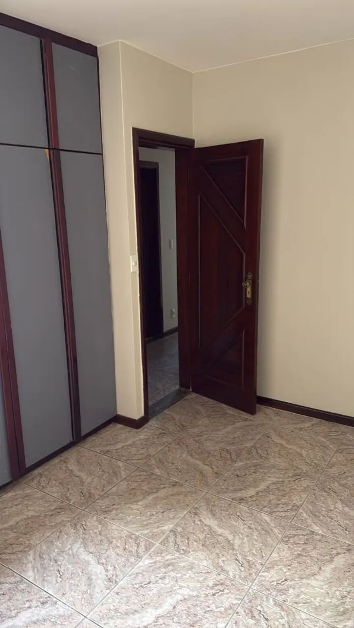 Alugo apartamento de 3 quartos  - Foto 2