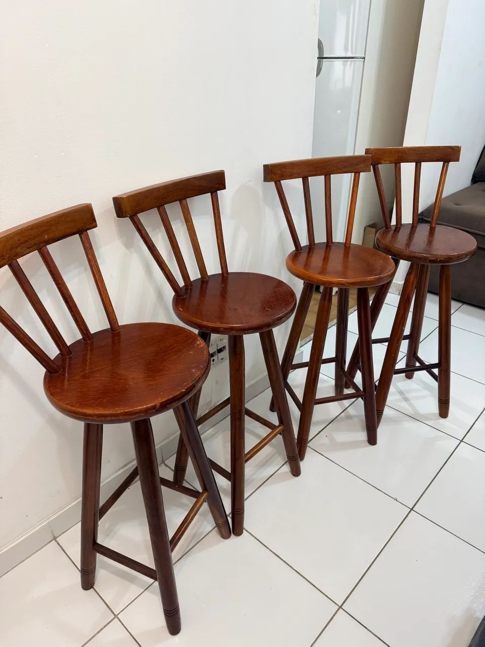 Cadeiras de madeiras 