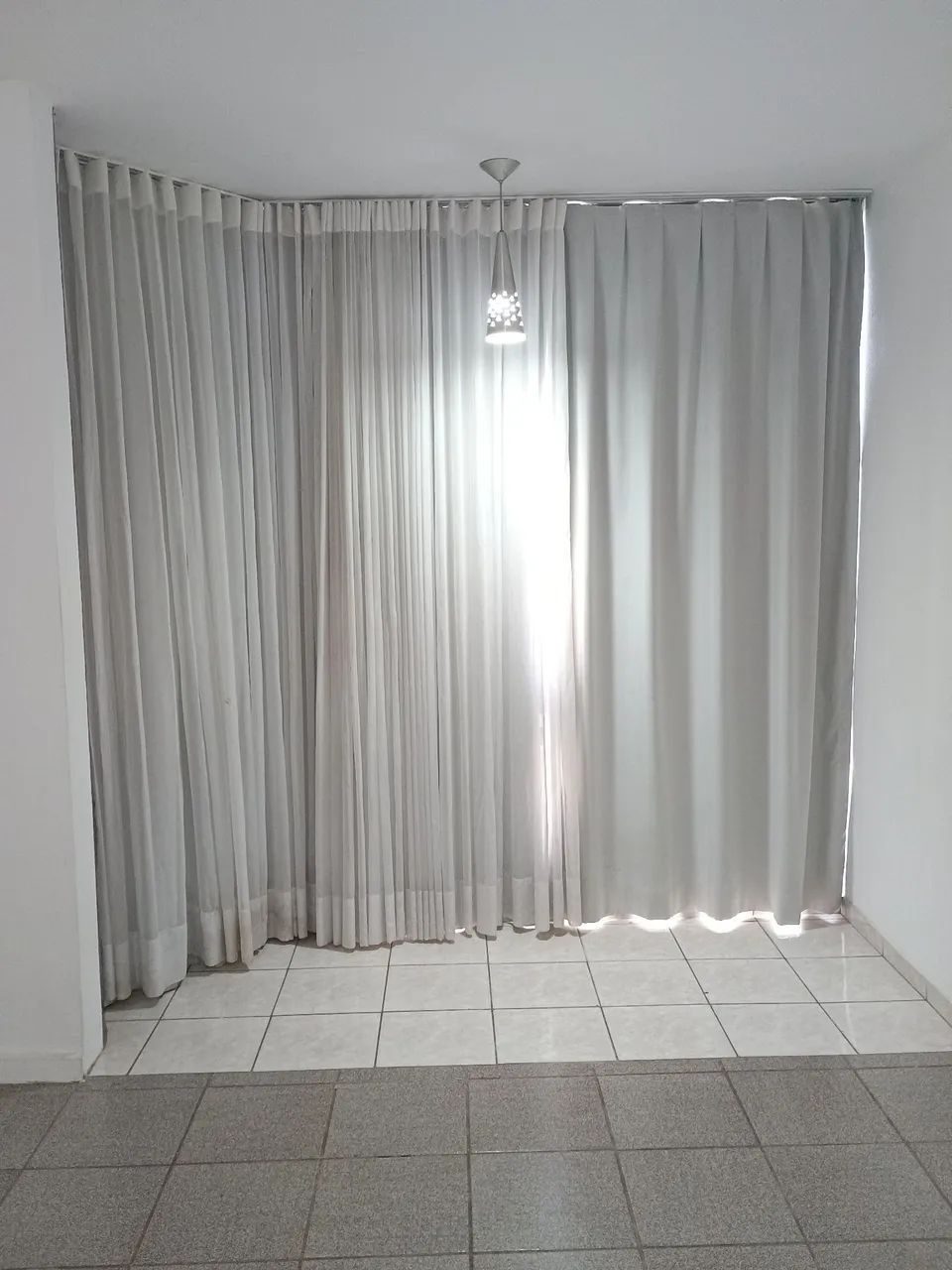 Vendo kitnet sudoeste 