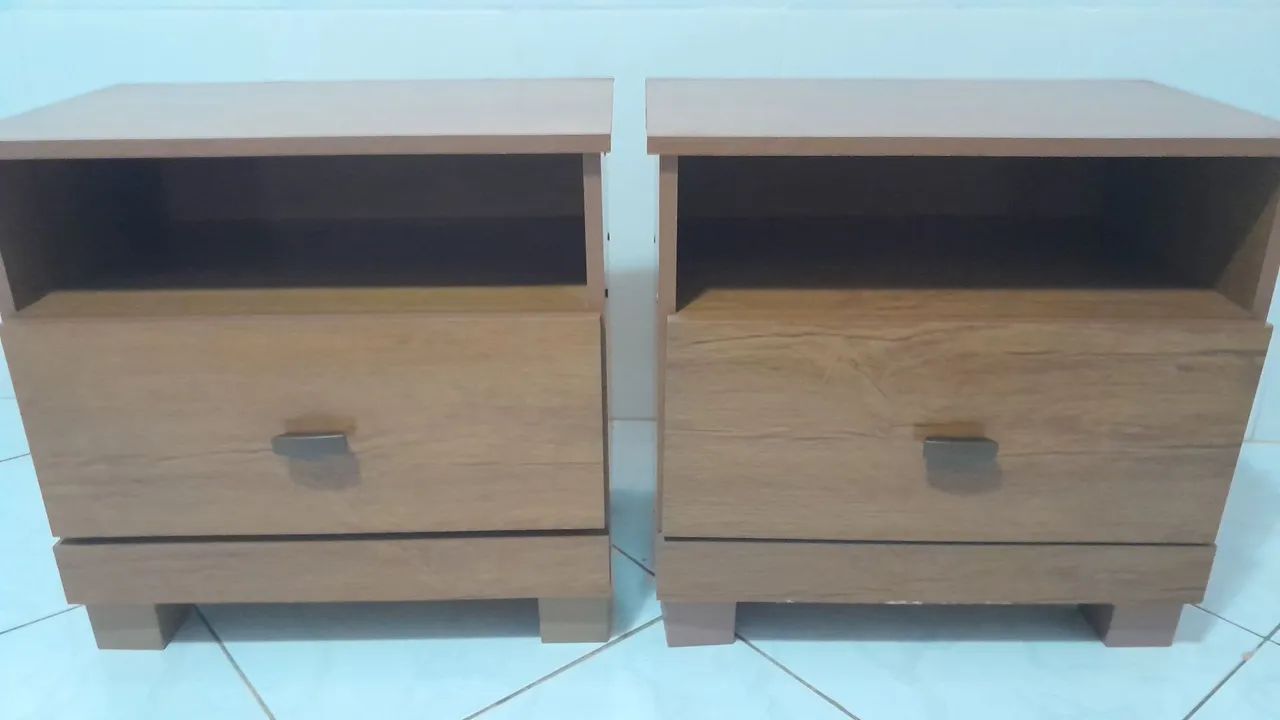 Mesa de cabeceira