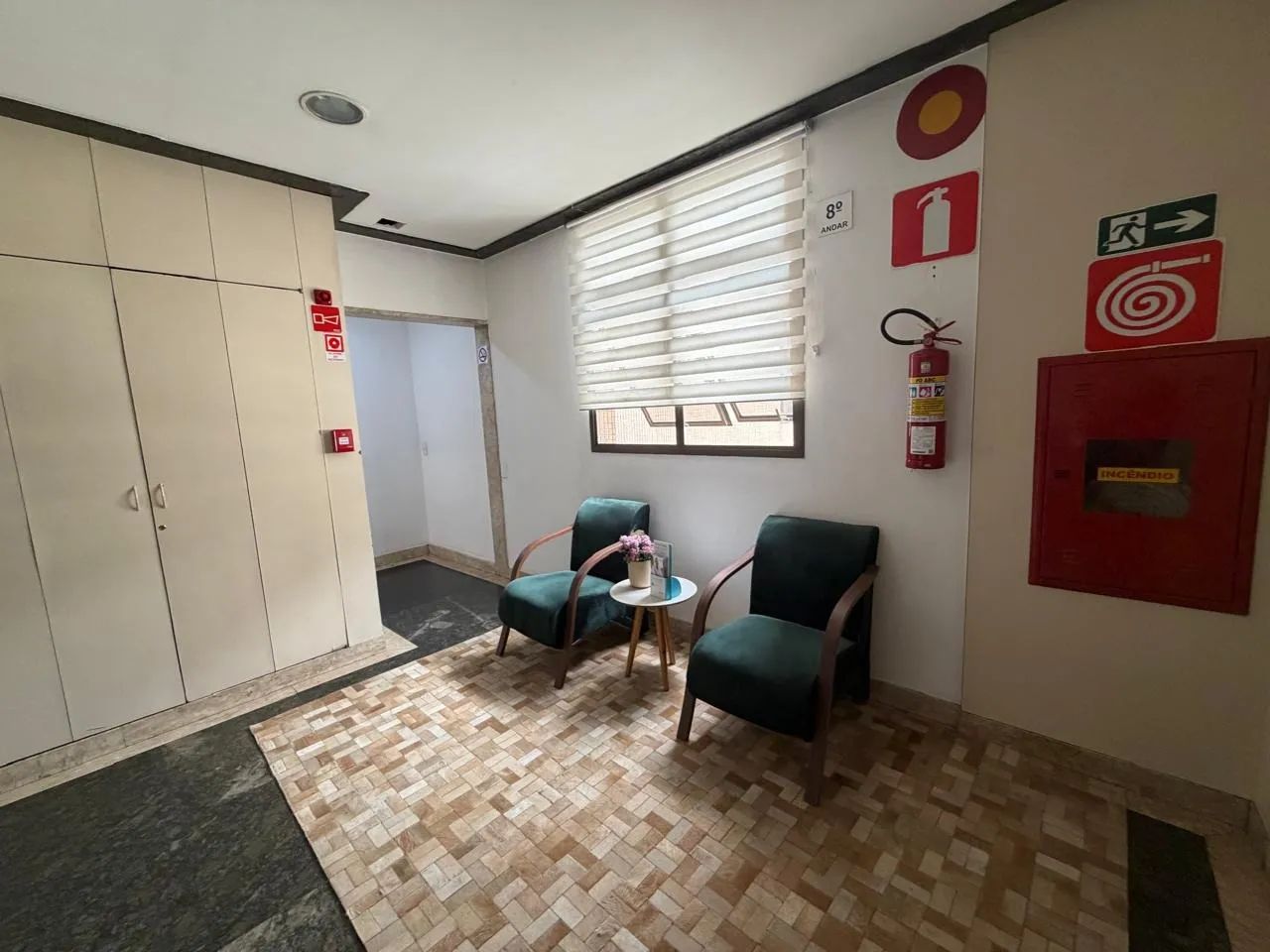 SALA COMERCIAL PARA LOCAÇÃO NO FUNCIONARIOS - Foto 3