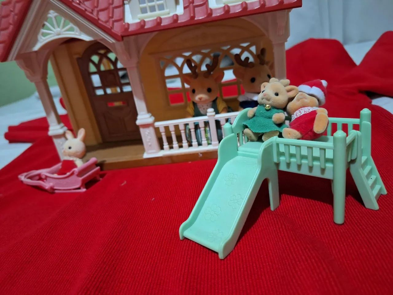 Sylvanian Family com casa e família de renas  - Foto 4