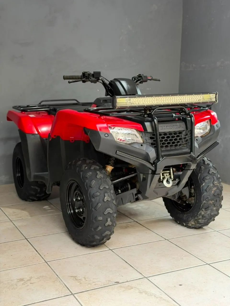 Quadriciclo Fourtrax Honda 4x4 - Foto 3
