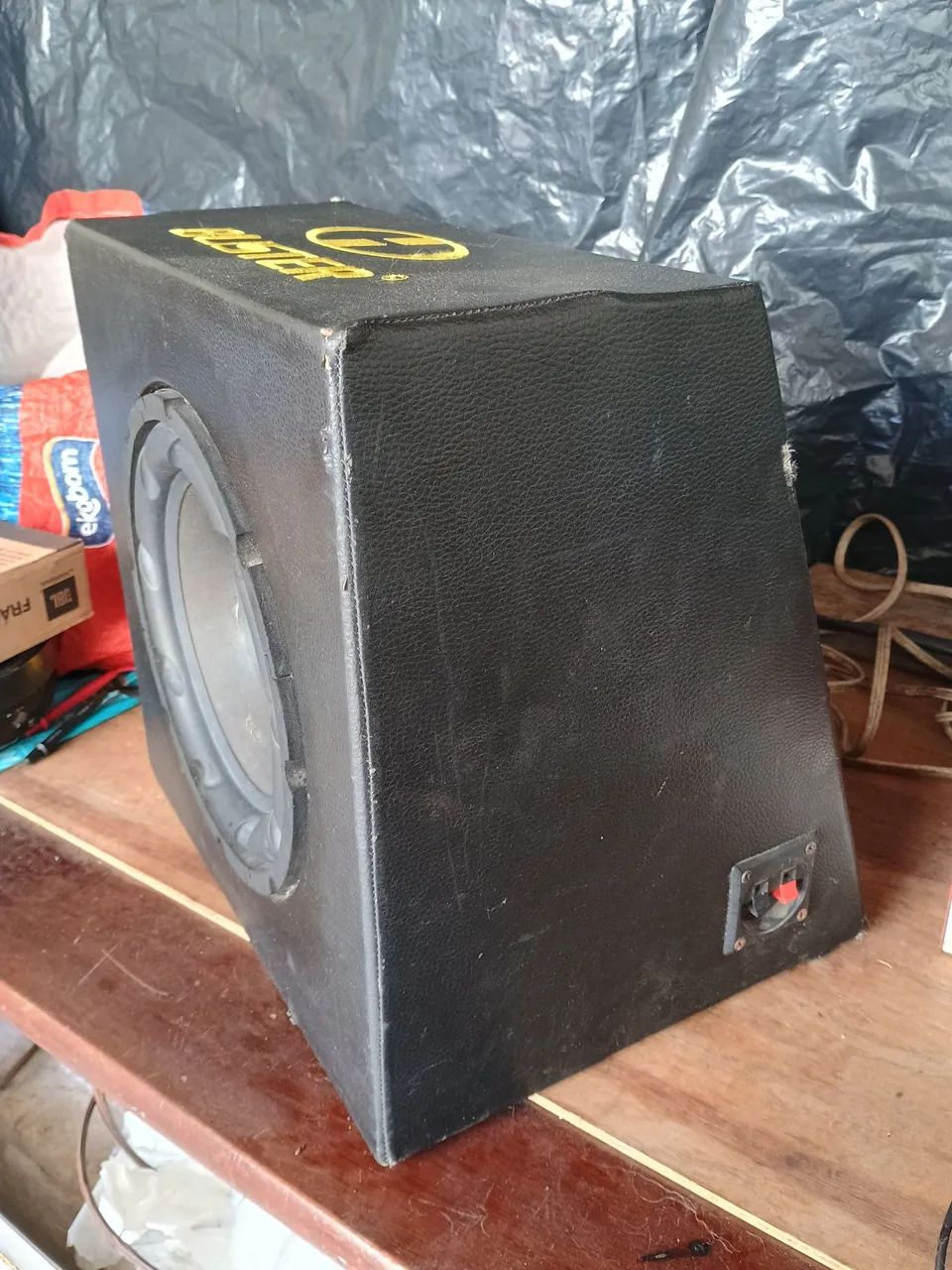 Caixa com subwoofer de 10 - Foto 3