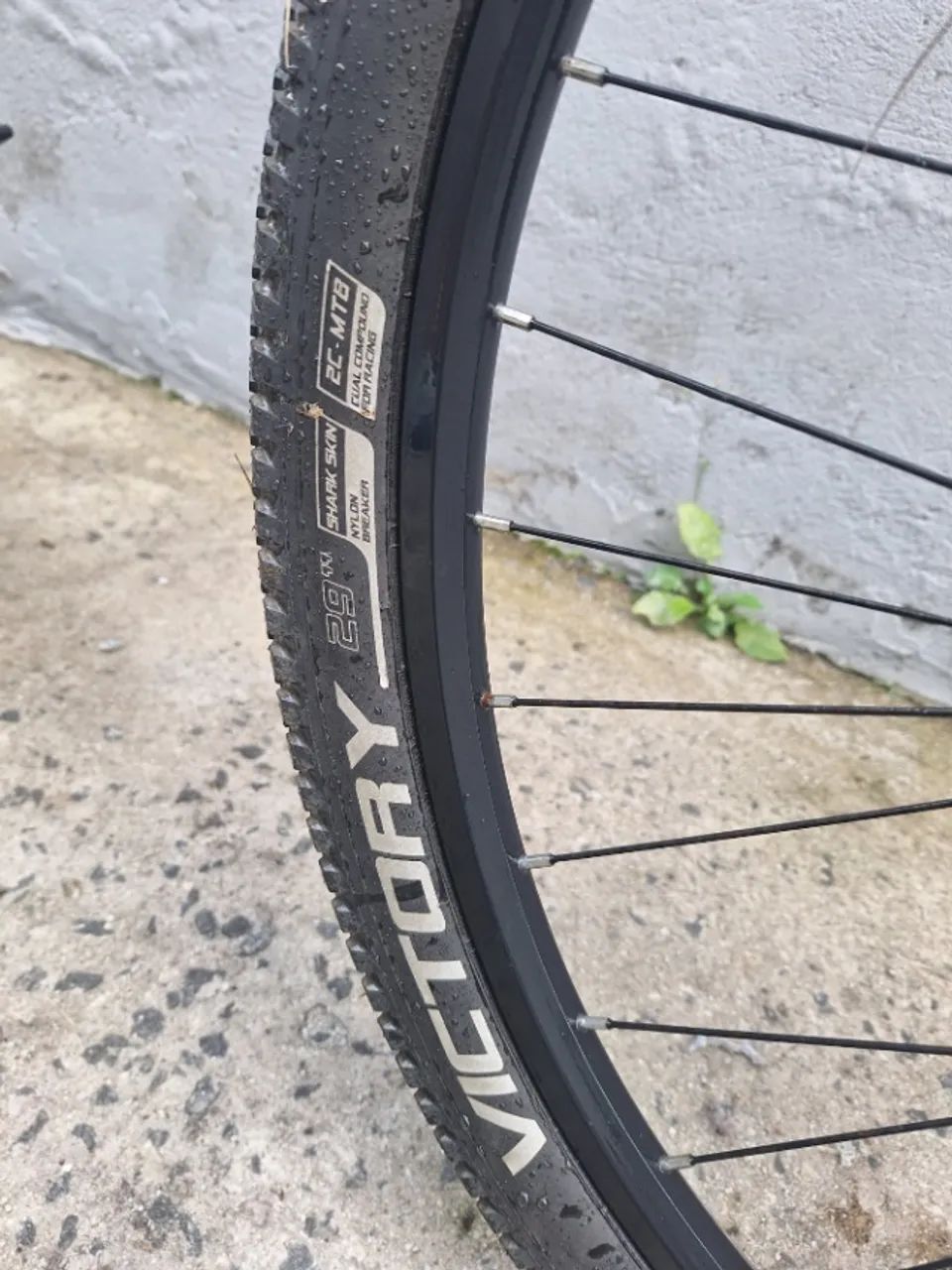 Bicicleta aro 29 com suspensão a ar Manitou com Shimano - Foto 4