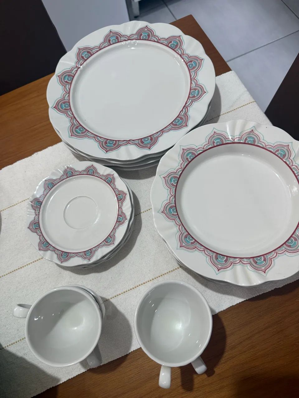 Jogo de jantar - Foto 2