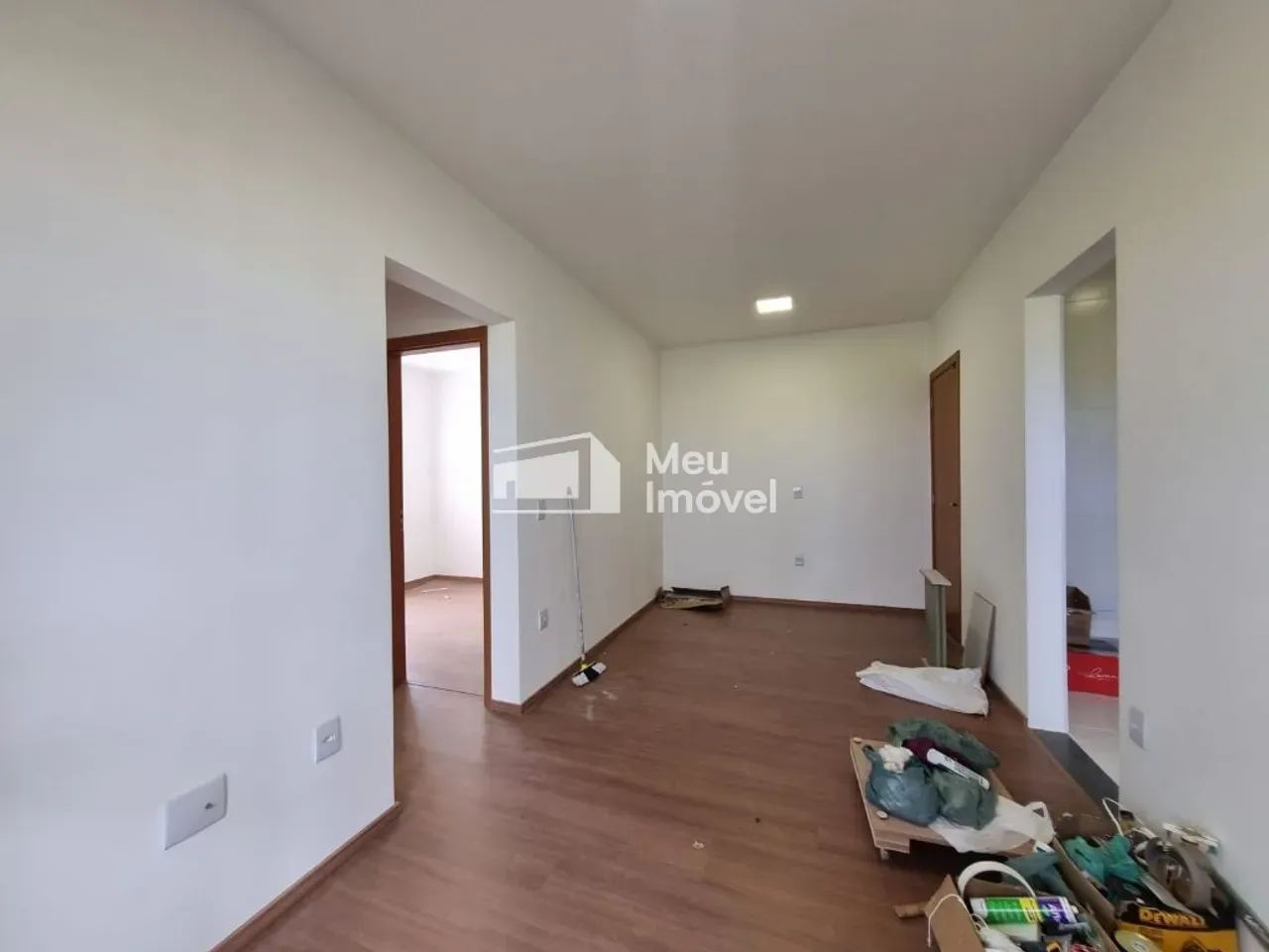 BRA22323 - Apartamento com Sacada 2 Dormitórios sendo 1 Suíte Condomínio Jardins do Parate - Foto 5