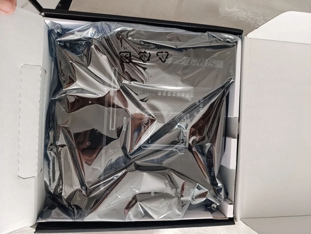Placa mãe B650m Aorus Elite  - Foto 3