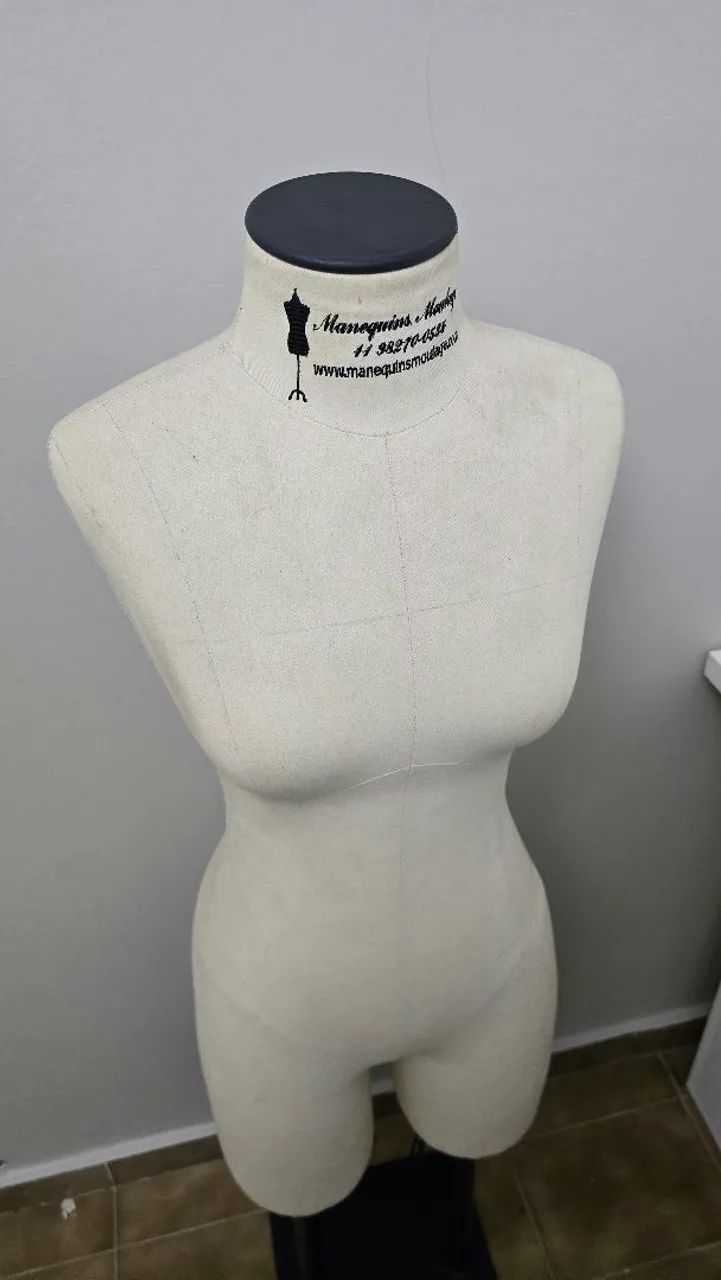 Manequim de moulage bem conservado 38