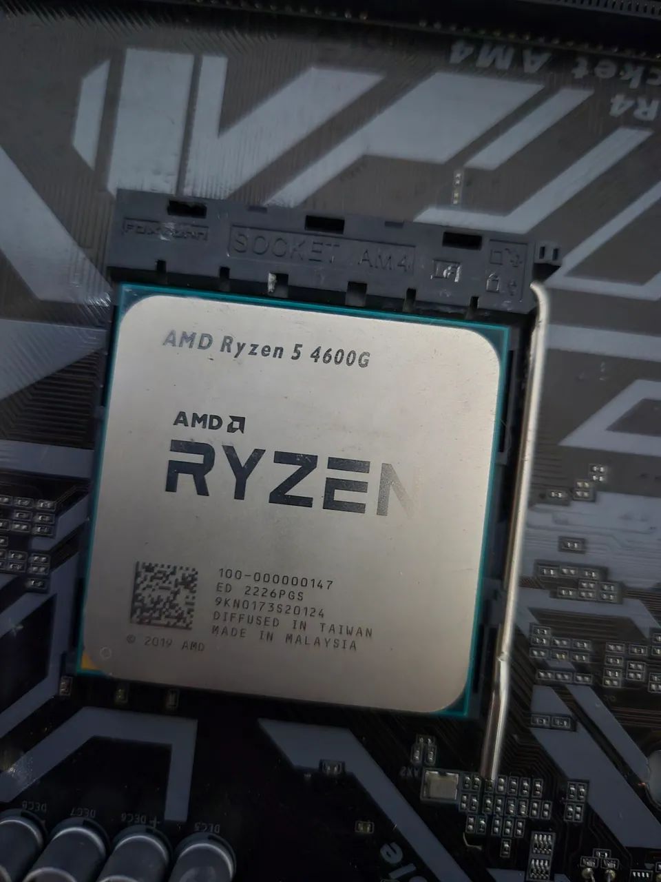 Ryzen 5 4600G - Foto 3