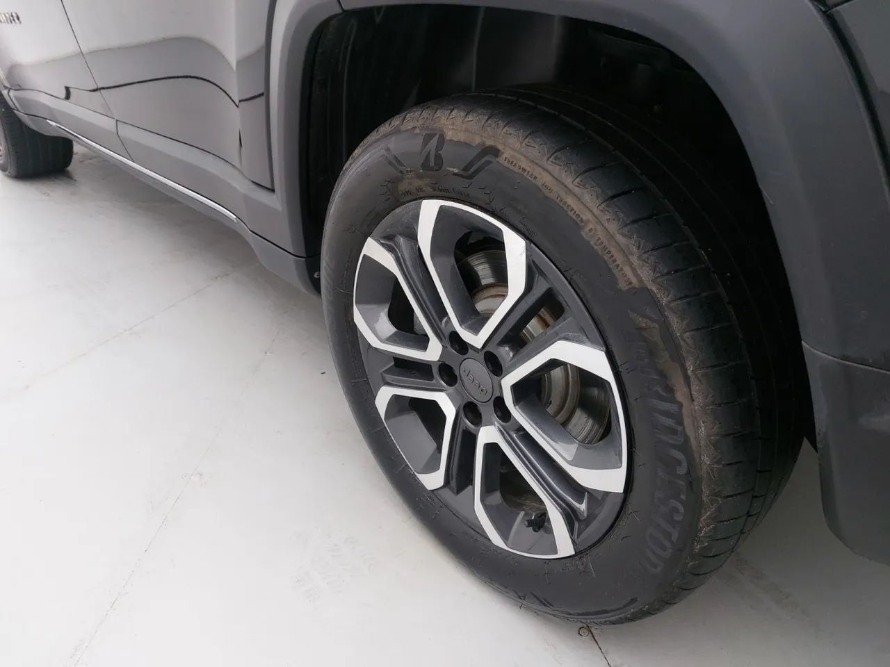 Jeep Commander Limited T270 1.3 TB Flex Aut., foto 11 de 18
