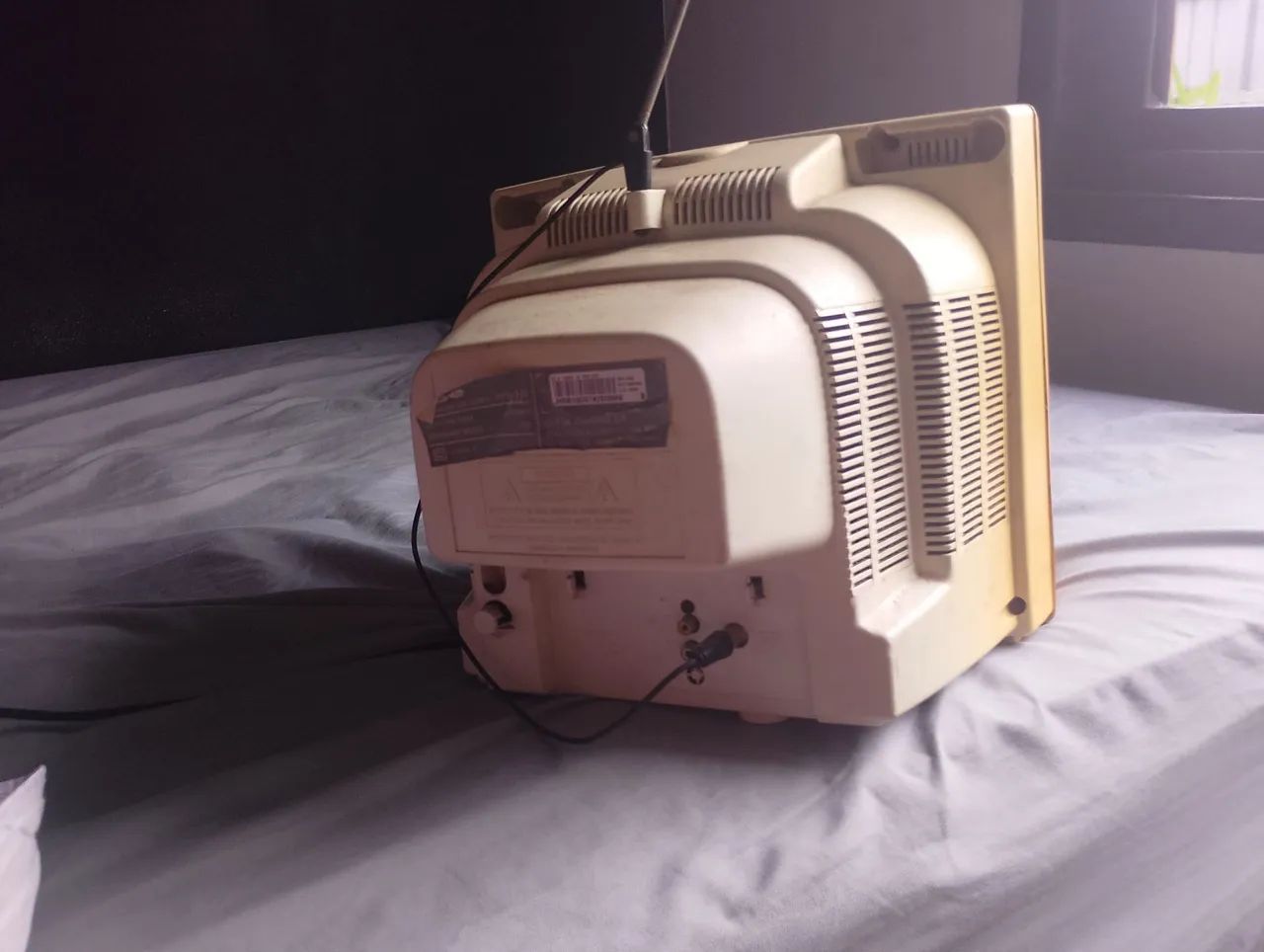 Televisão clássica cce - Foto 2