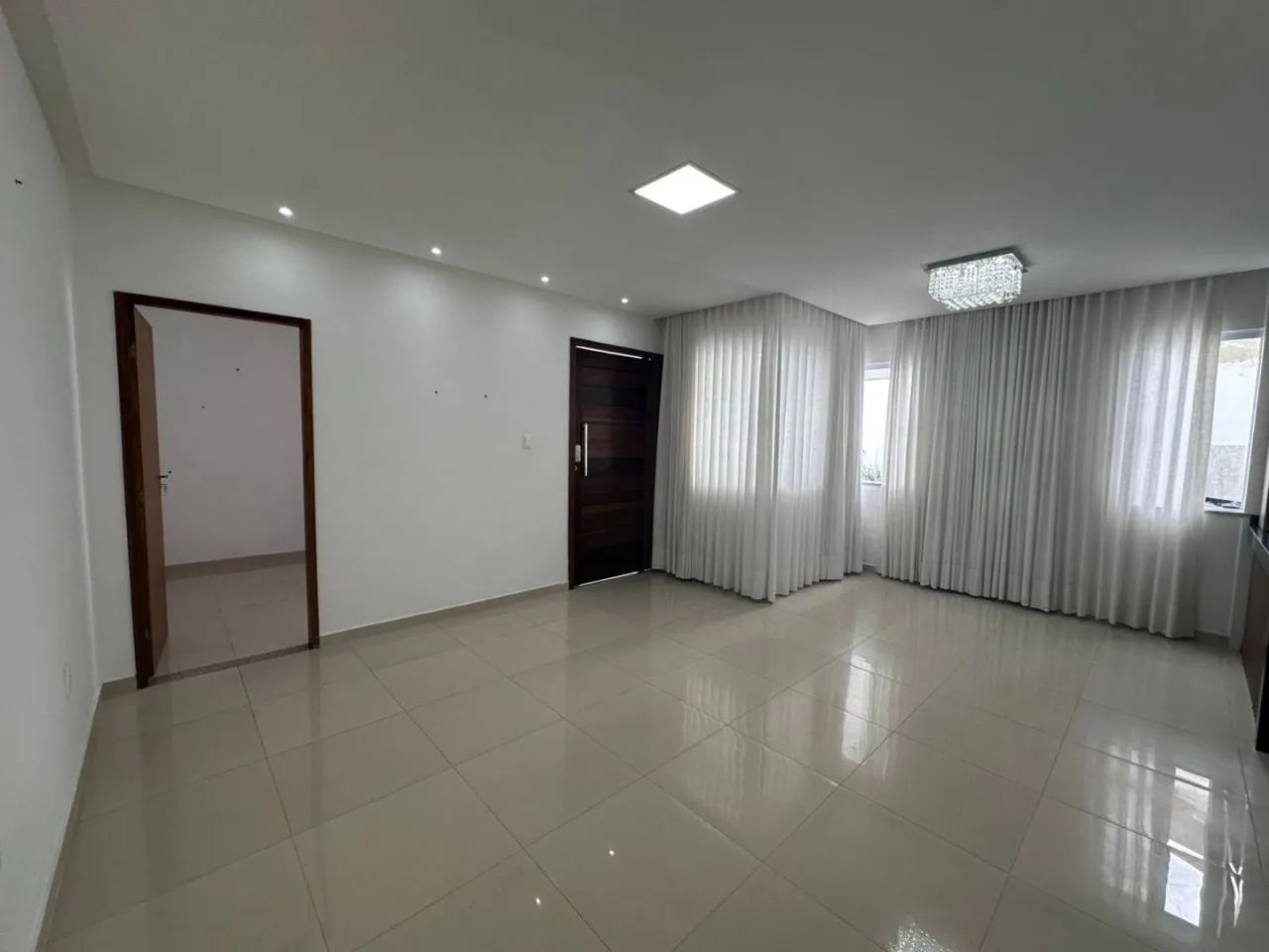 Vende-se Casa no Chiara  Itabaiana/SE - Foto 4