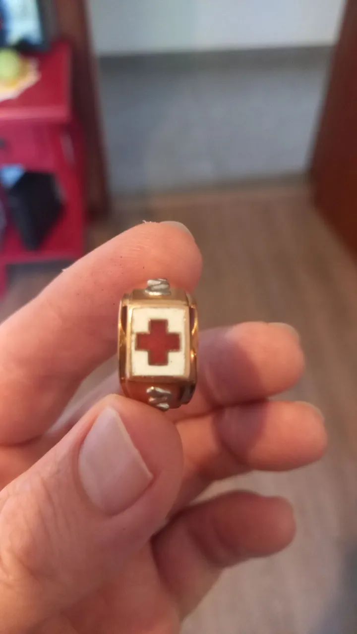 ANEL DE FORMATURA EM OURO 18K MACIÇO  - Foto 5