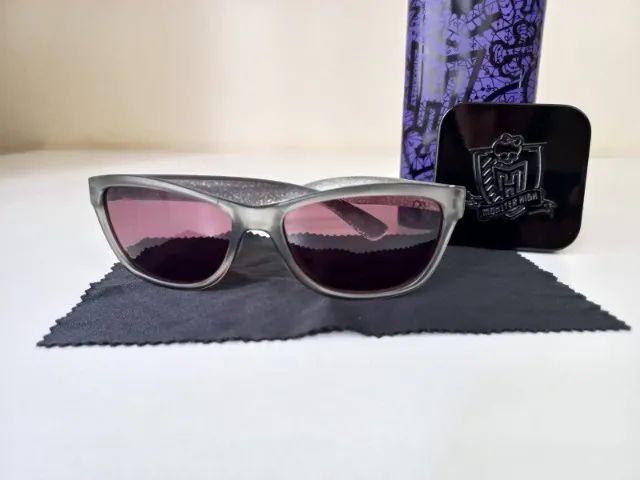 Óculos de sol Chilli Beans Monster High - NOVO sem detalhes