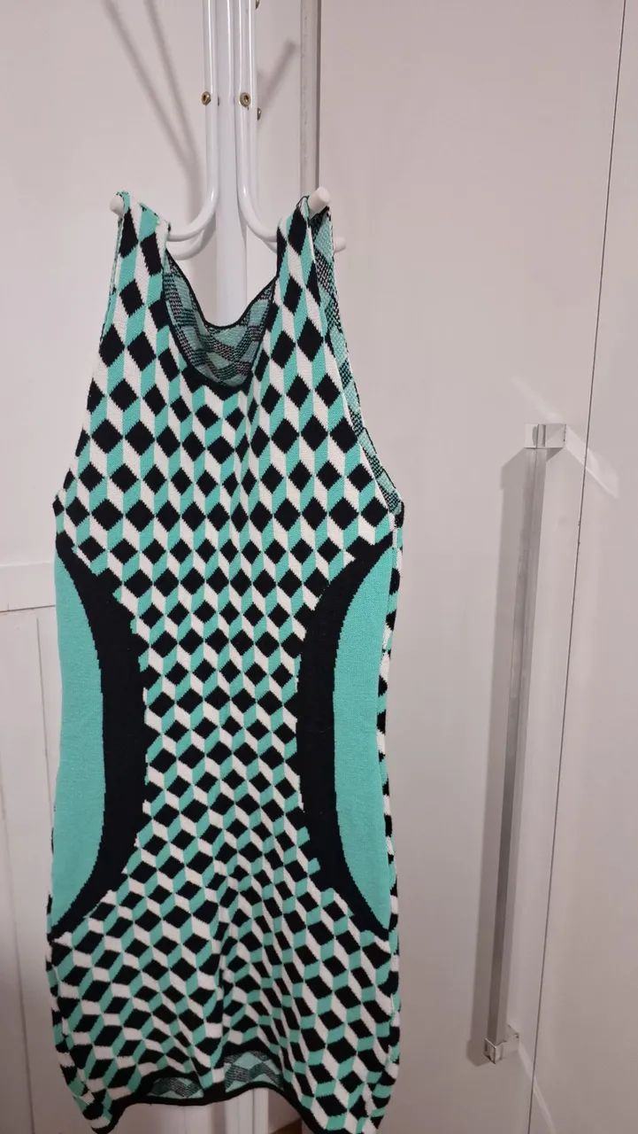 Lote dois vestidos  - Foto 2