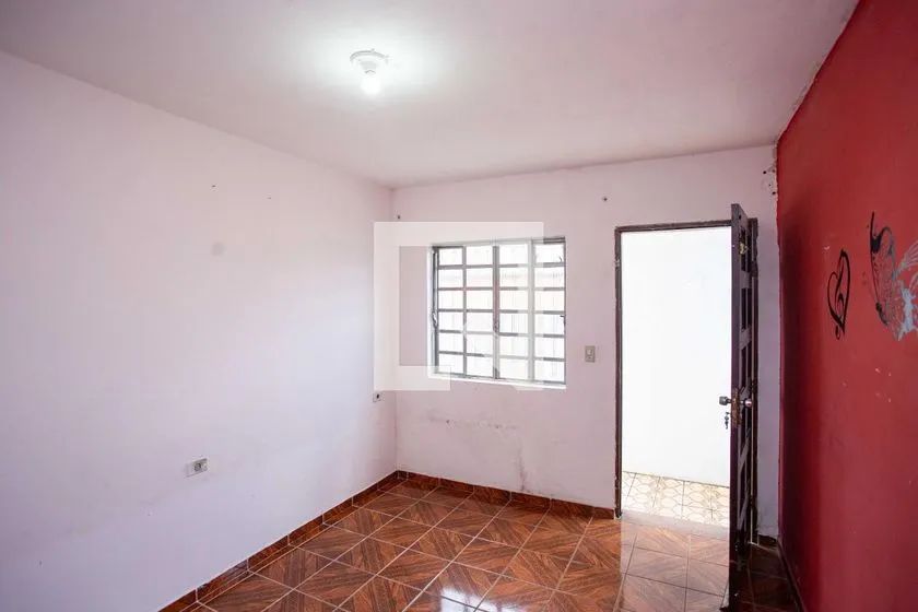 Casa à Venda - Centro, 6 Quartos, 205 m2
