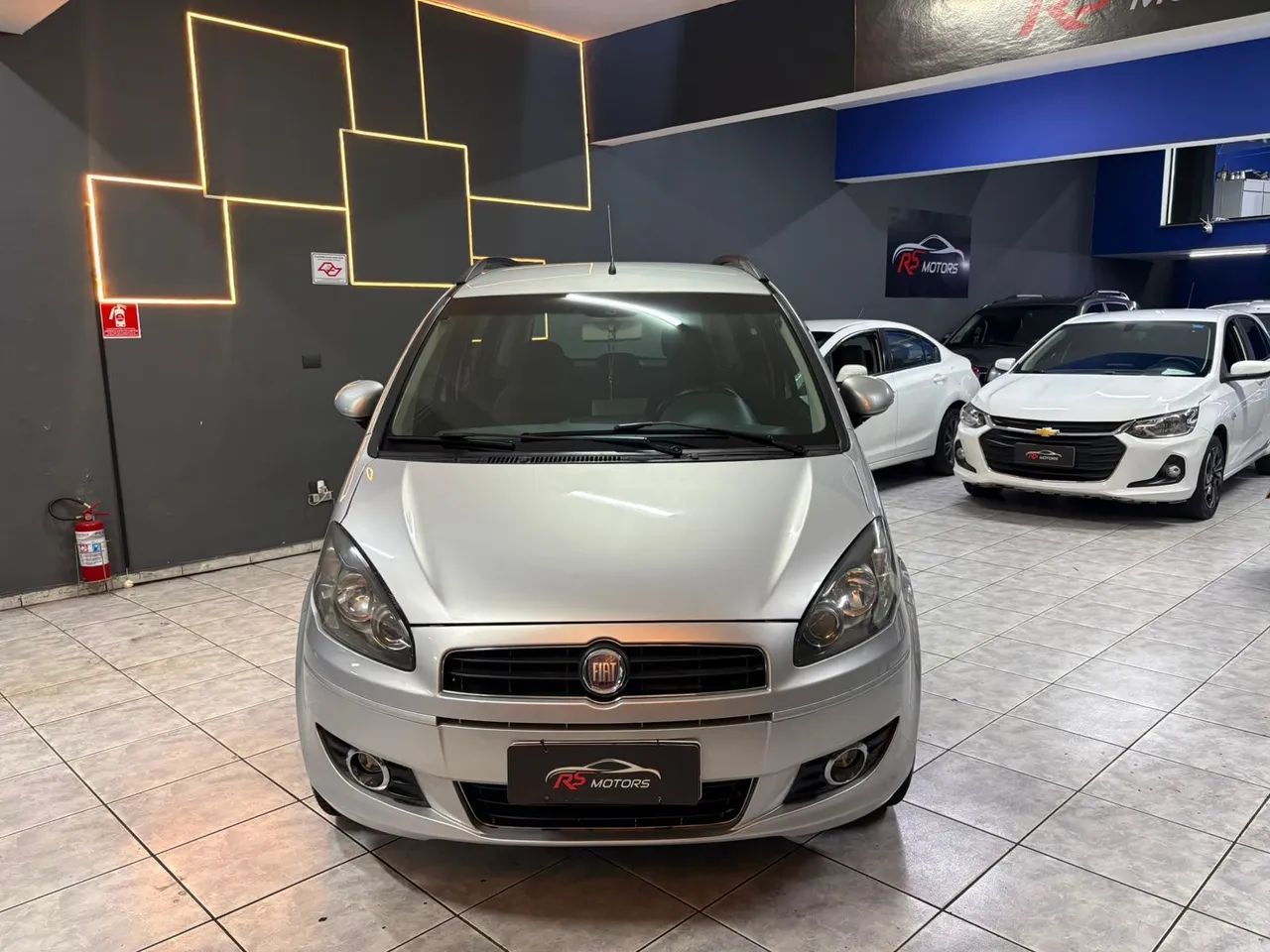 Fiat Idea Attractive 1.4 Fire Flex 8V 5P 2011 - Foto 5