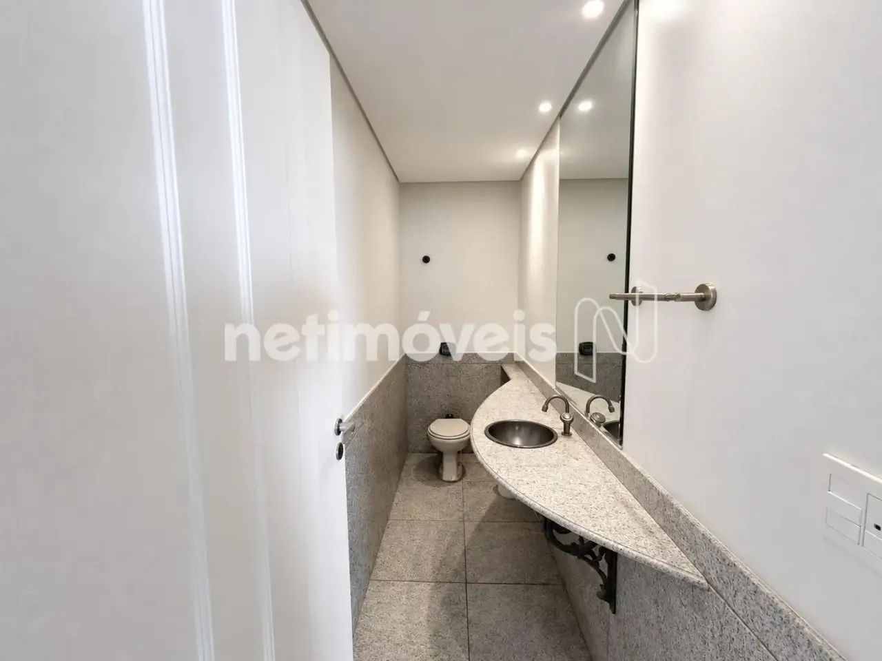 Apartamento de 312 m²; com 4 quartos e 3 vagas no Santo Agostinho. - Foto 4