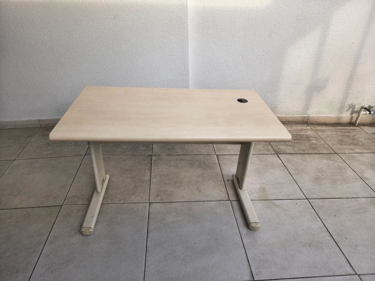 Mesa de escritório usada 