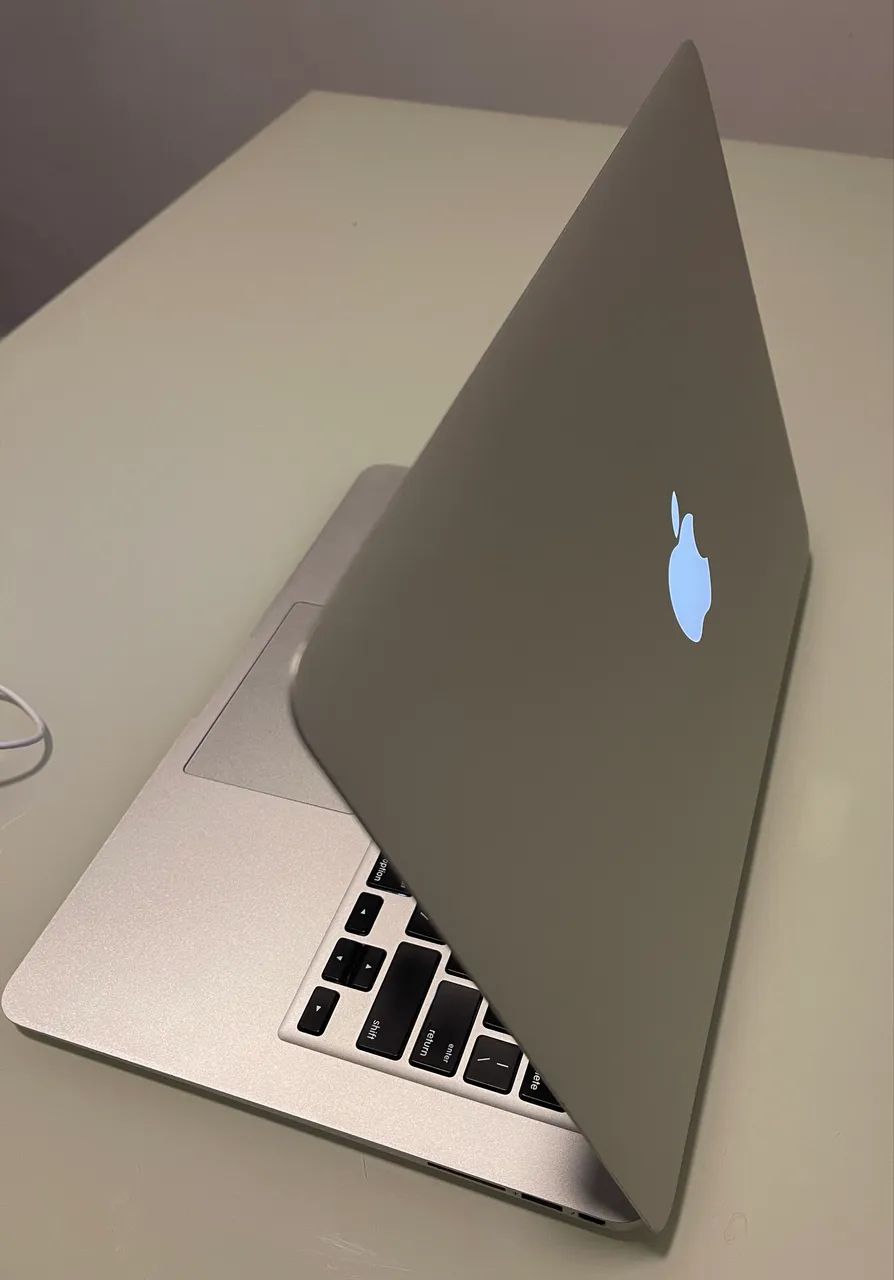 デスクトップ型PC MacBook Air 13inch i5 4GB 128GB 2012 MacBook Air 13