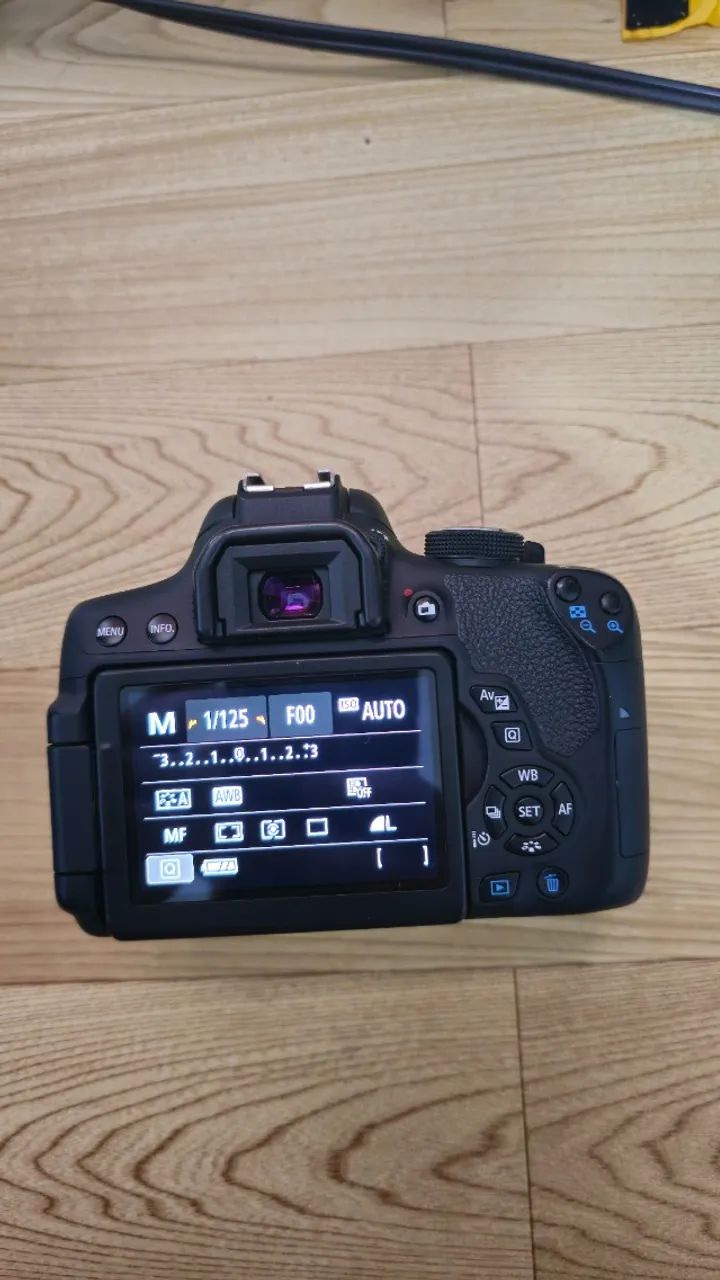 CANON T6I - Foto 5