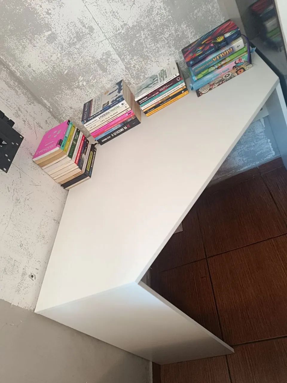 Mesa de computador em L - Montada - Foto 4