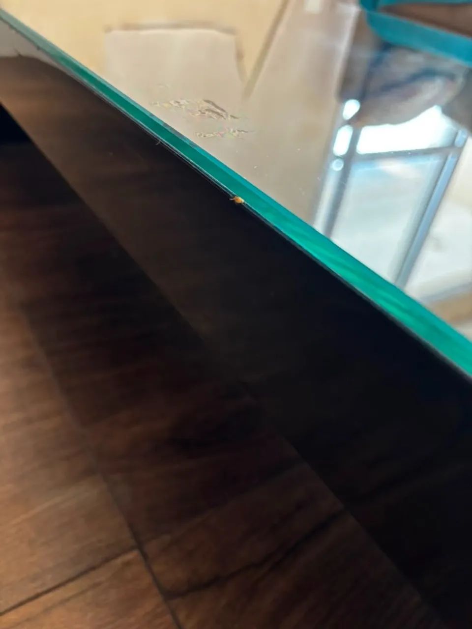 Mesa de Centro Tok&Stok Laqueada Preta + Tampo de Vidro  - Foto 2