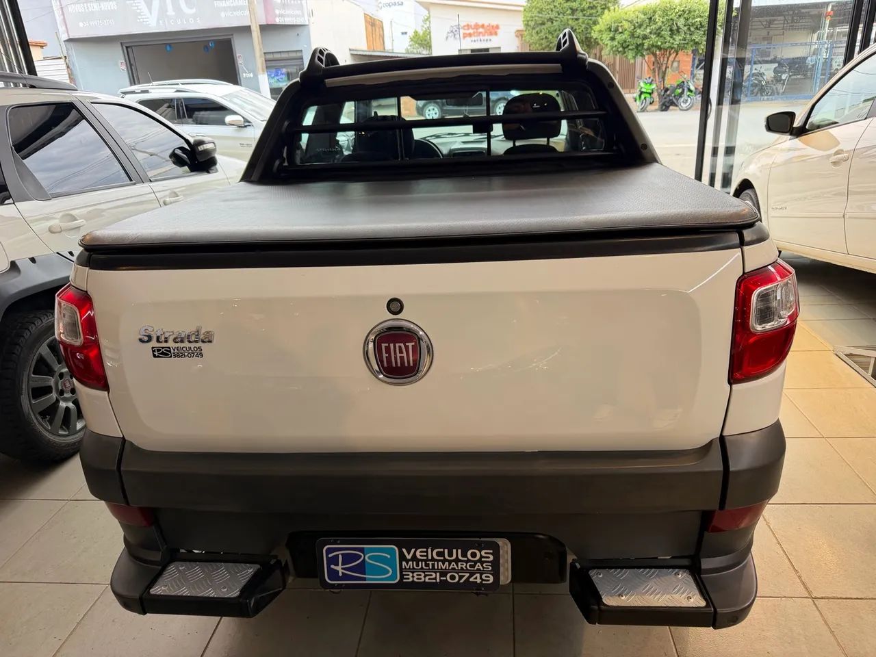 Fiat Strada Freedom 1.4 Flex 8V CD 2020 - Foto 5