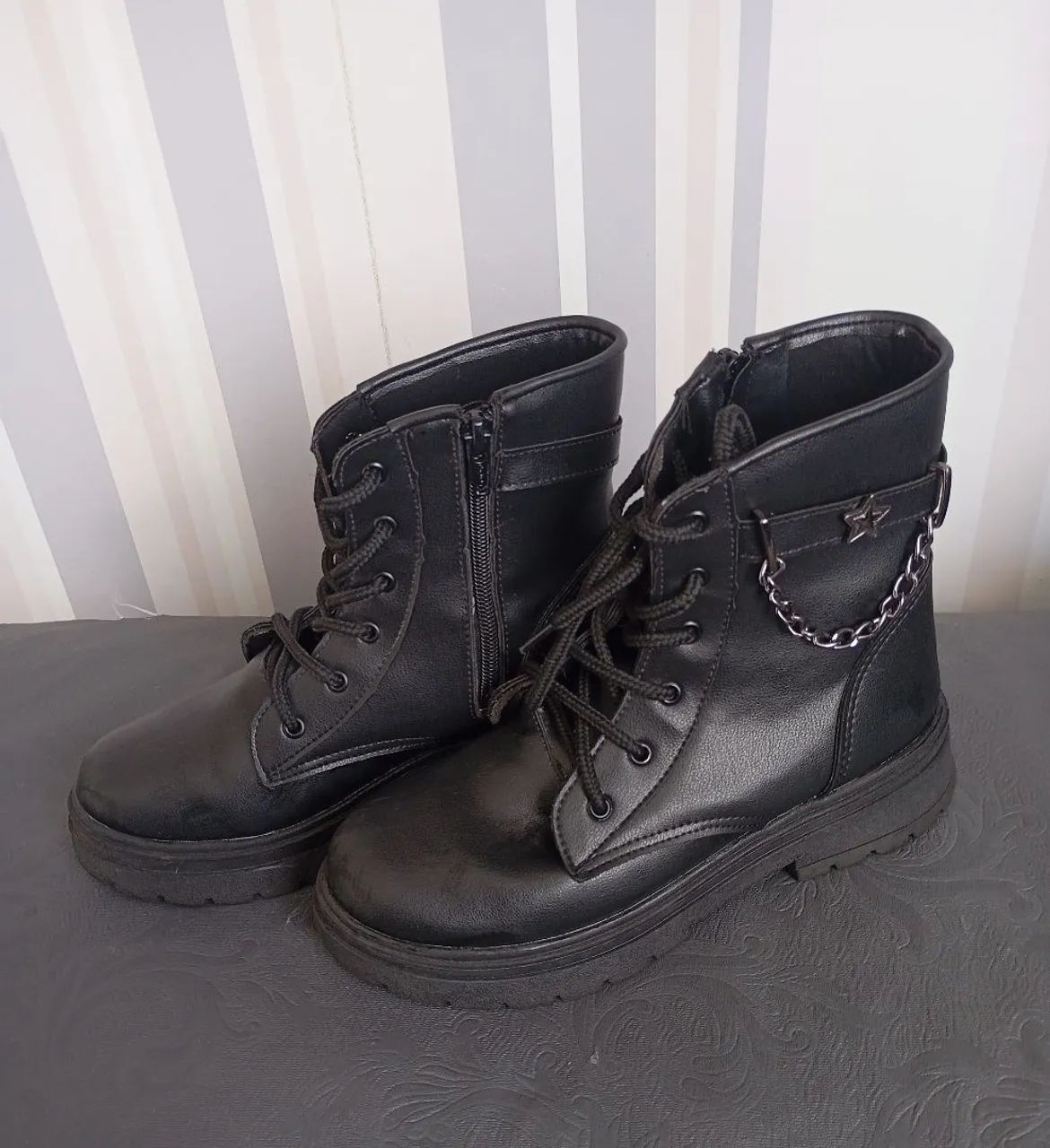 VENDO BOTA INFANTIL N° 33