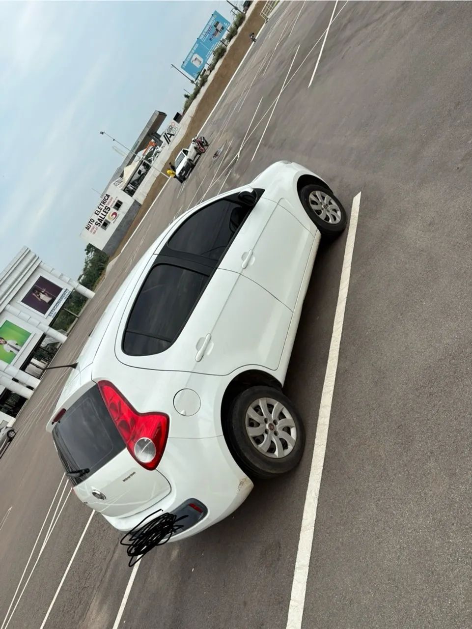 Fiat Palio Attractive 1.0 EVO Fire Flex 8V 5P 2015 - Foto 4