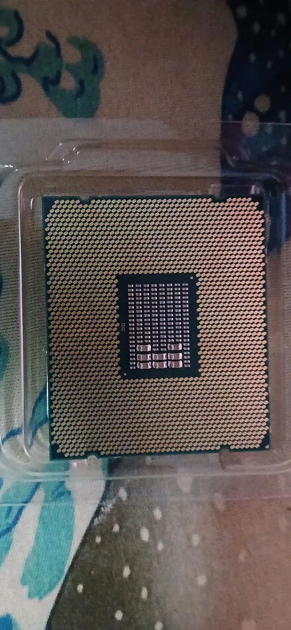 Processador Intel Xeon E5-2640 v4 - Foto 2