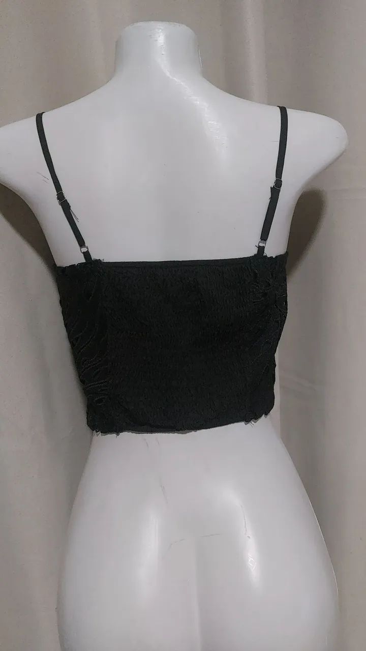 Cropped preto com alça regulável  - Foto 4