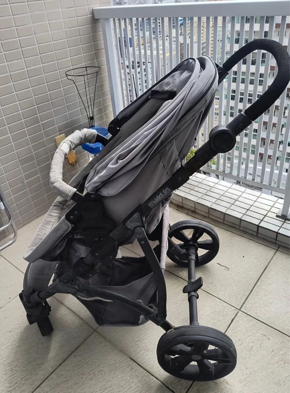 Carrinho de bebê Moisés passeio vox kiddo