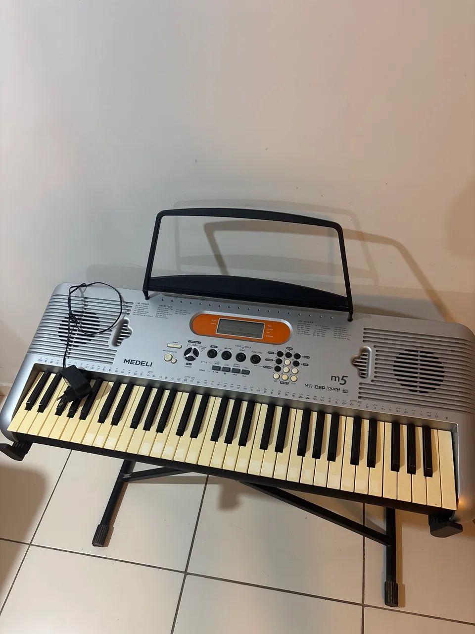 Teclado Medeli  - Foto 2