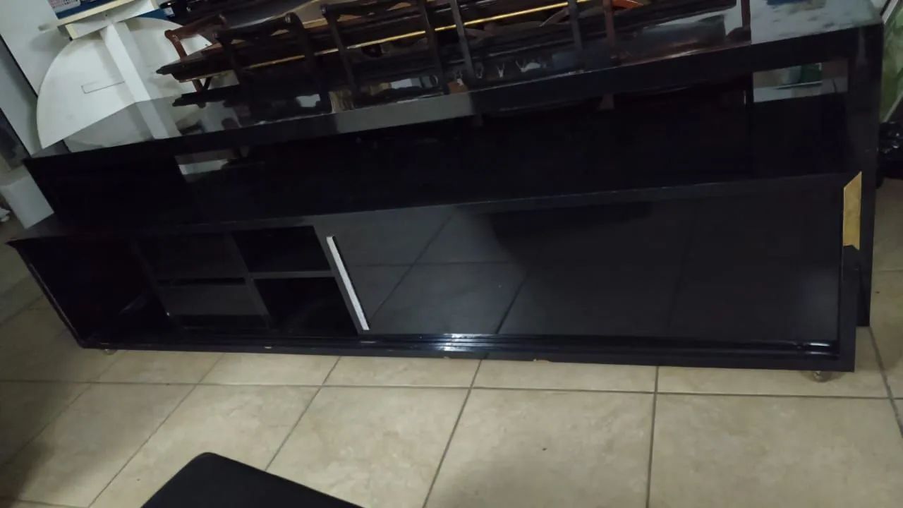 Rack com gaveteiro e mesa acoplada em laca preto - Foto 3