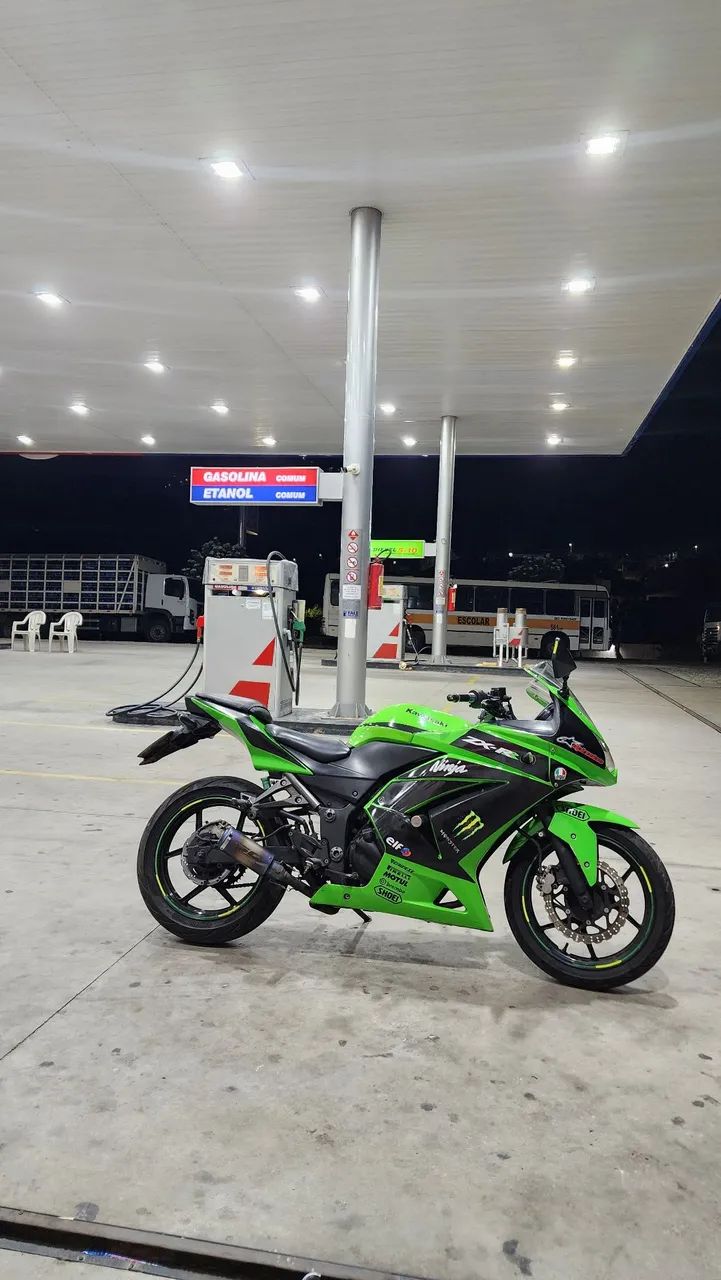 Ninja 250  - Foto 3