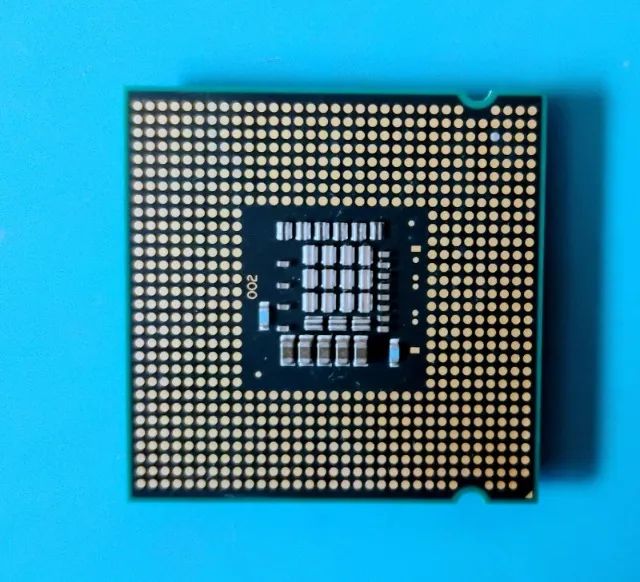 Processador Intel Core 2 Duo E8400 3.0GHz LGA775 Usado - Não Testado - Foto 2