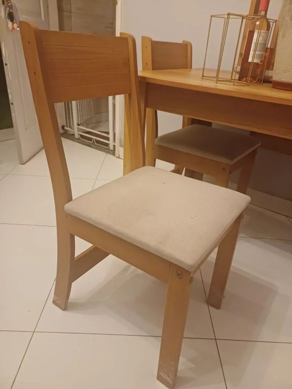 Vendo Mesa de jantar 4 cadeiras  - Foto 2