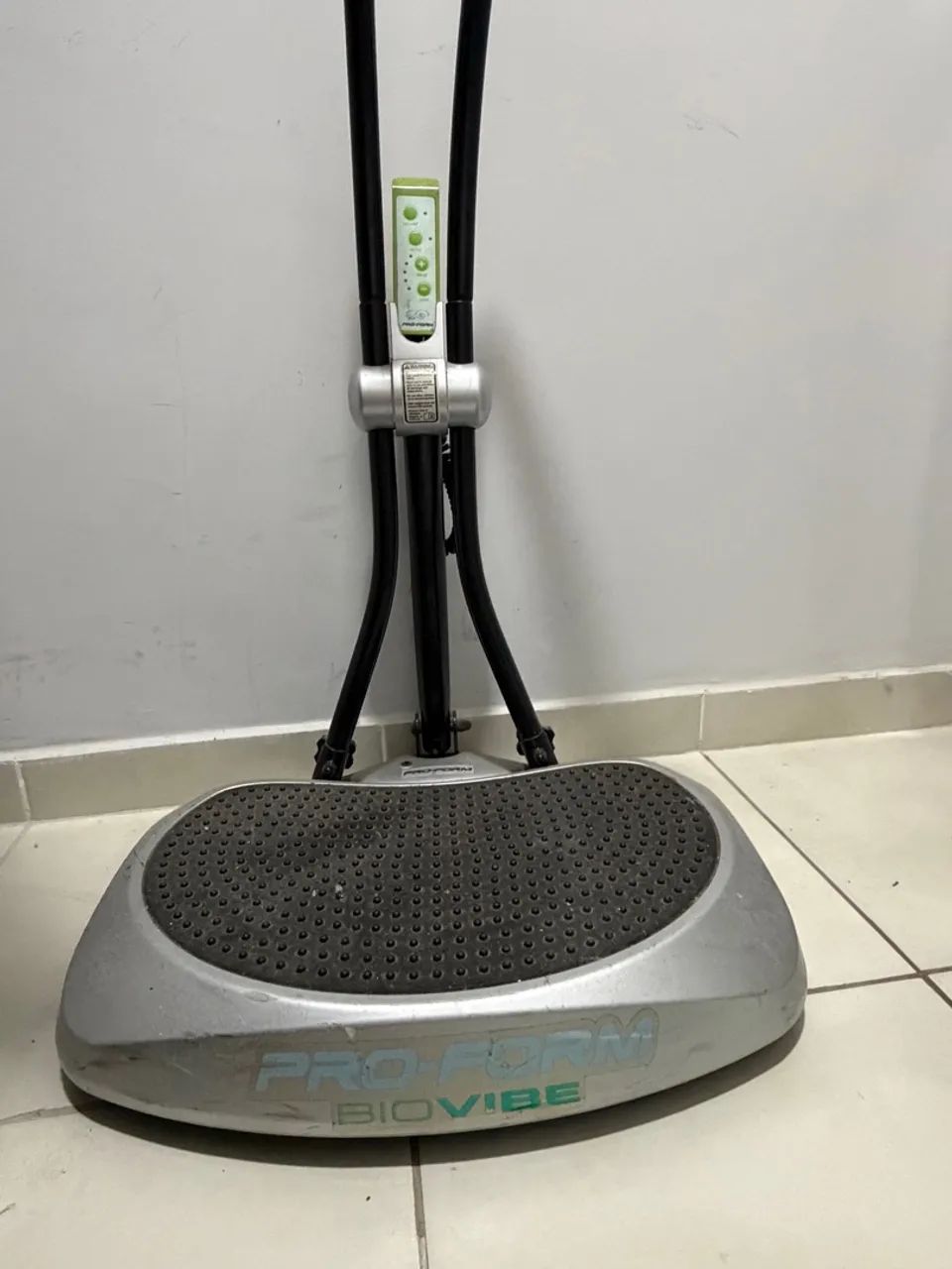 Plataforma vibratória com mal contato - DOAÇÃO  - Foto 6