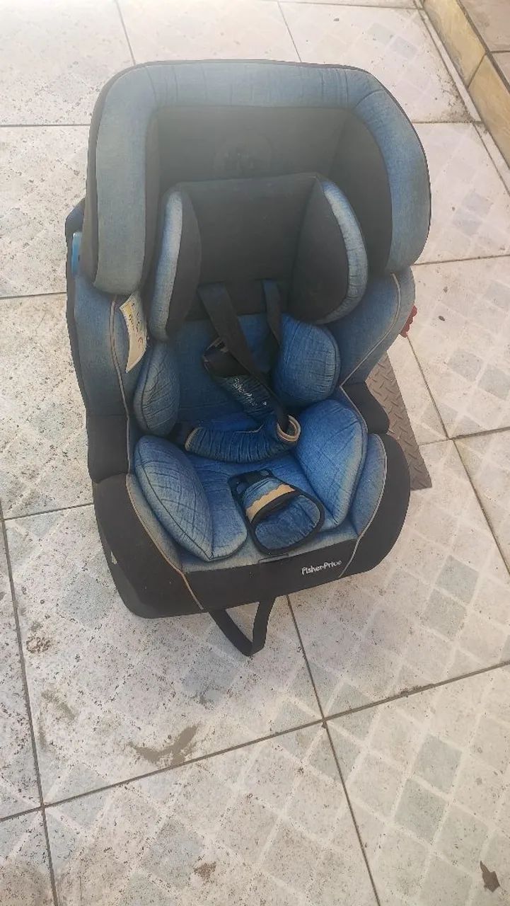 Cadeirinha para carro..