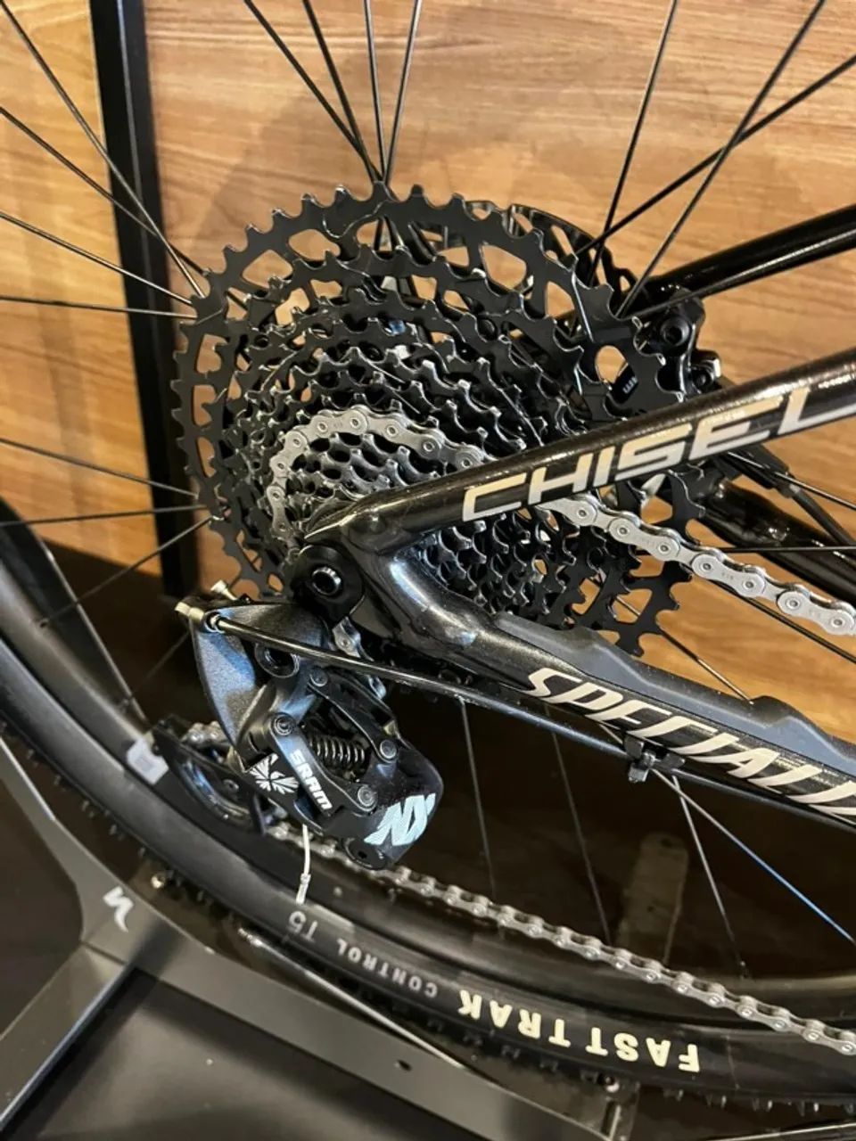 Specialized Chisel Hardtail Comp M - Ciclismo - Centro, Tubarão